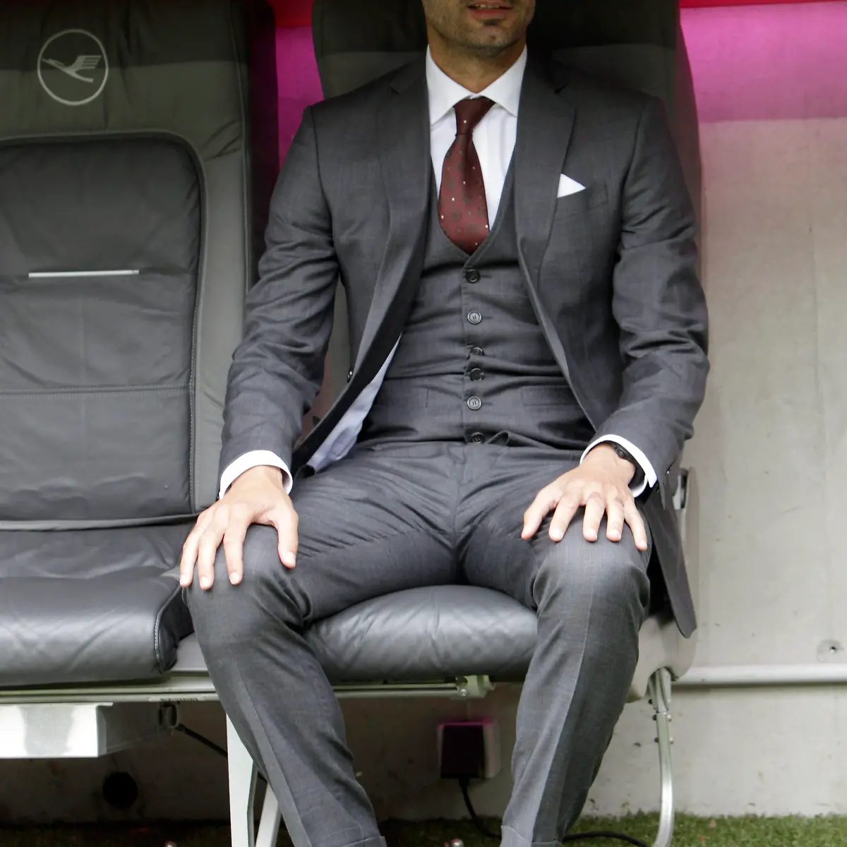 2013-06-24T115718Z-438843620-BM2E96O12EG01-RTRMADP-3-SOCCER-BAYERN-GUARDIOLA-JPG4763143179277141384