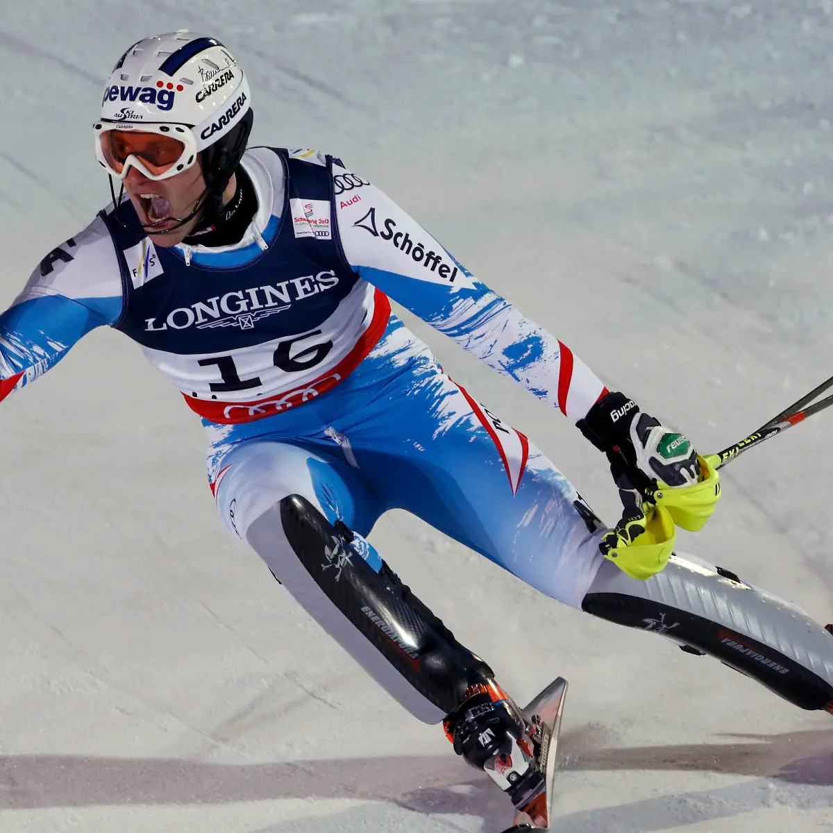 2013-02-11T184634Z-01-SCH571-RTRMDNP-3-ALPINE-SKIING-WORLD-JPG1061580190246930429