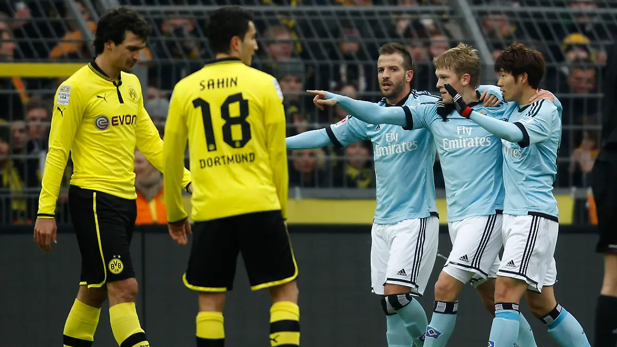 2013-02-09T155657Z-01-INA14-RTRMDNP-3-SOCCER-GERMANY-JPG702704679155032575
