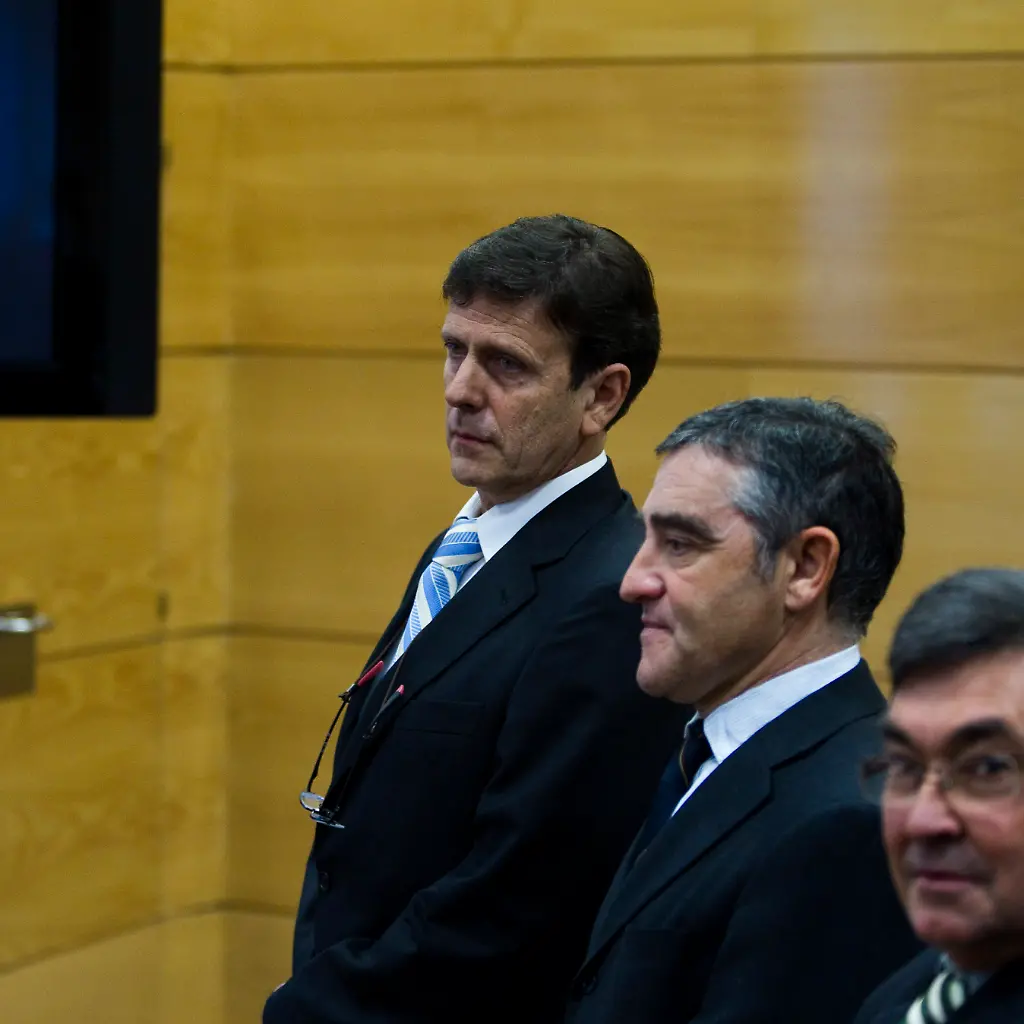 DAB4422-20130128-jpg355124397528181504