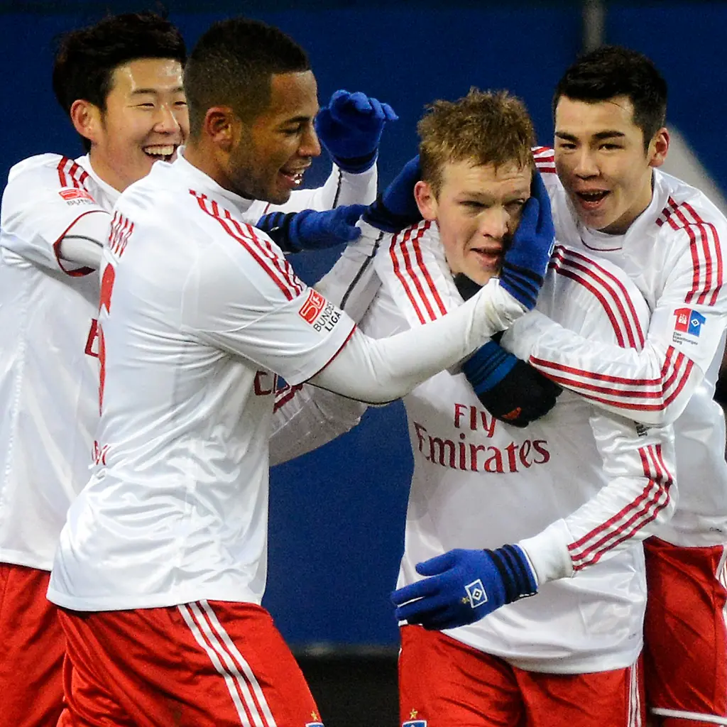 2012-12-07T201324Z-01-FBI05-RTRMDNP-3-SOCCER-GERMANY-JPG1866411503171824338