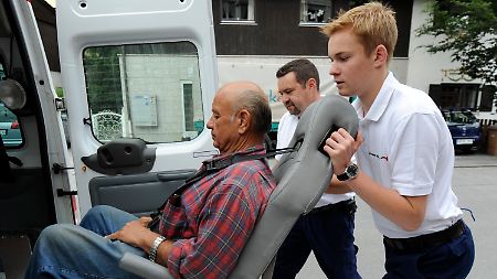 Der neue Freiwilligendienst braucht mehr Helfer.