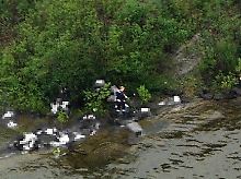 Diese Luftaufnahme aus einem Hubschrauber zeigt den Attentäter auf Utøya.
