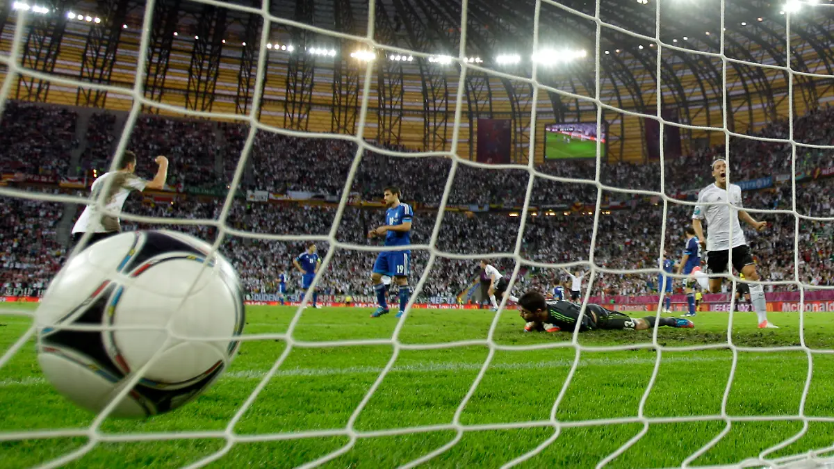 DAB3566-20120622-jpg2141582858831025919