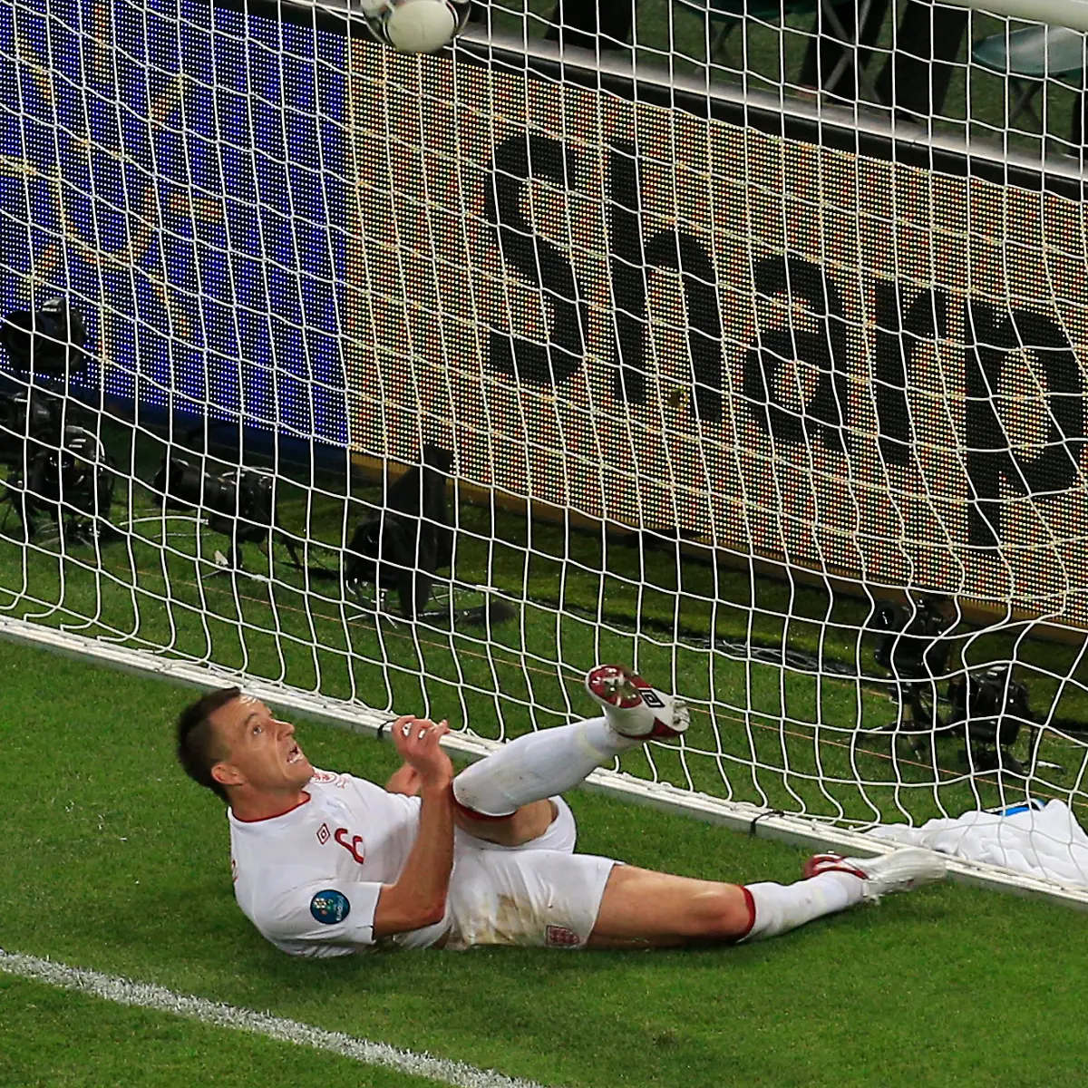 DAB3211-20120619-jpg799255105938168460