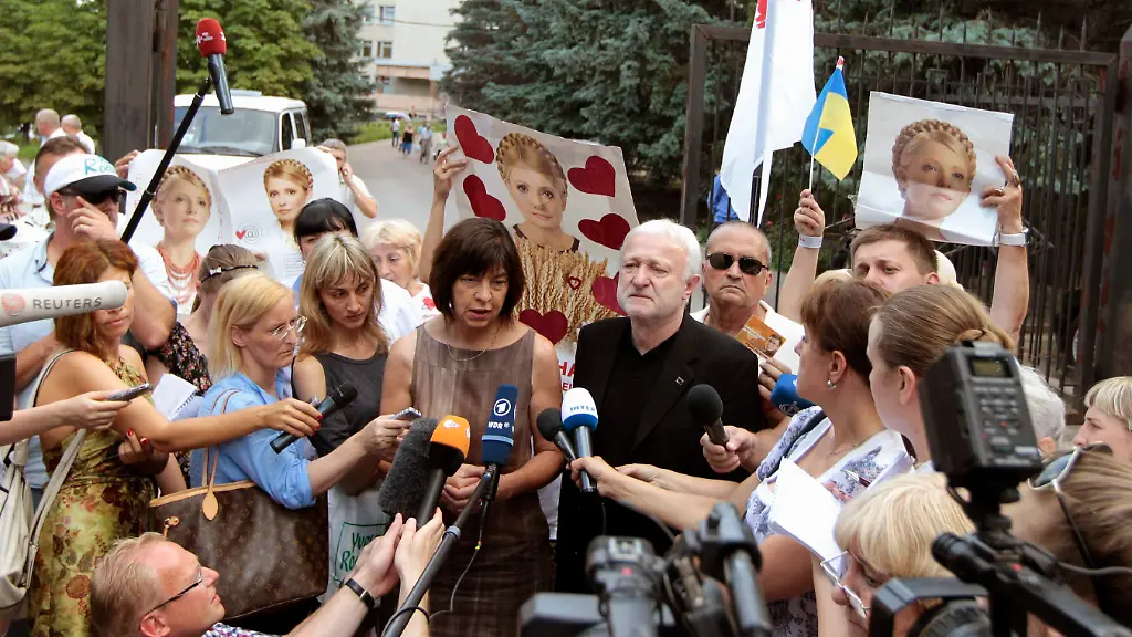 2012-06-14T105854Z-01-FED04-RTRMDNP-3-UKRAINE-TYMOSHENKO-HUSBAND-JPG2429569501391123221