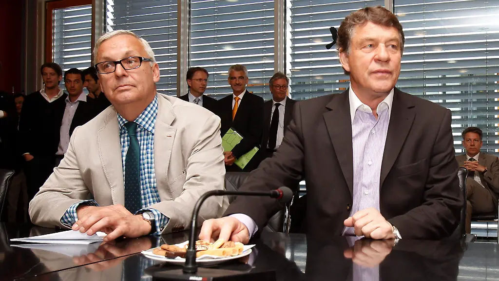 2012-05-25T105020Z-01-AD02-RTRMDNP-3-GERMANY-JPG1056153578307336832