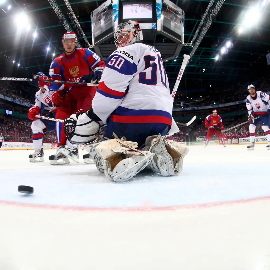 2012-05-20T183513Z-01-HEL54-RTRMDNP-3-ICEHOCKEY-WORLD-JPG707550763838487803