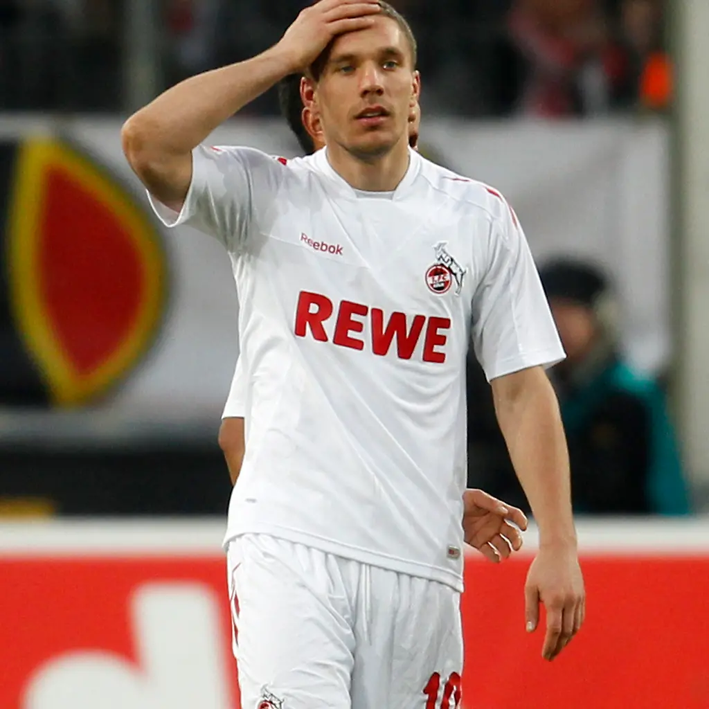 2012-02-25T162545Z-01-INA23-RTRMDNP-3-SOCCER-GERMANY-JPG1036421079117509940