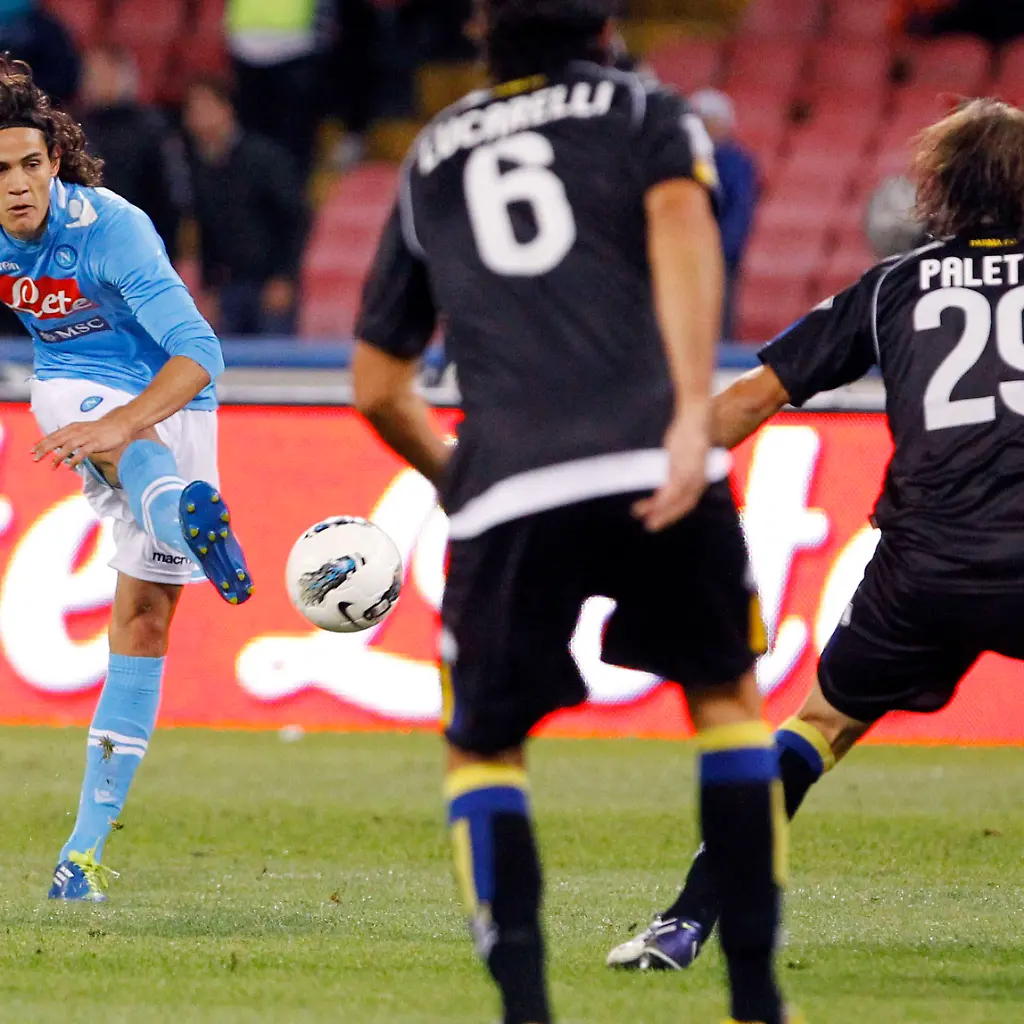 2011-10-15T202757Z-01-GSP86-RTRMDNP-3-SOCCER-ITALY-JPG2537781279833549630