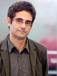Dr. Claus Normann ist geschäftsführender Oberarzt der Abteilung für Psychiatrie und Psychotherapie am Universitätsklinikum Freiburg.