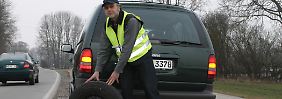 Notrad und Reparaturkit nur kurze Hilfe: Das fünfte Rad am Wagen fehlt