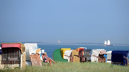 Sonne, Sand und Meer kann man auch in Deutschland haben: Ostseestrand im schleswig-holsteinischen Strande.