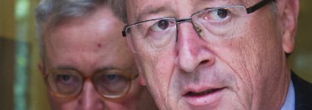 Tiefe Sorgenfalten: Jean Claude Juncker (rechts).