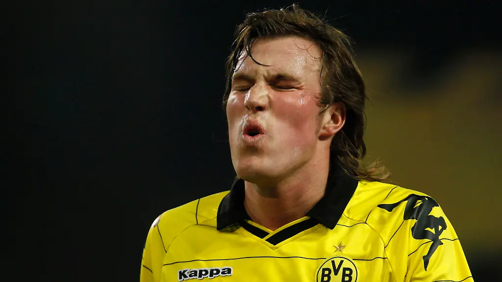 2011-03-19T191843Z-01-INA16-RTRMDNP-3-SOCCER-GERMANY-JPG1560351238159280