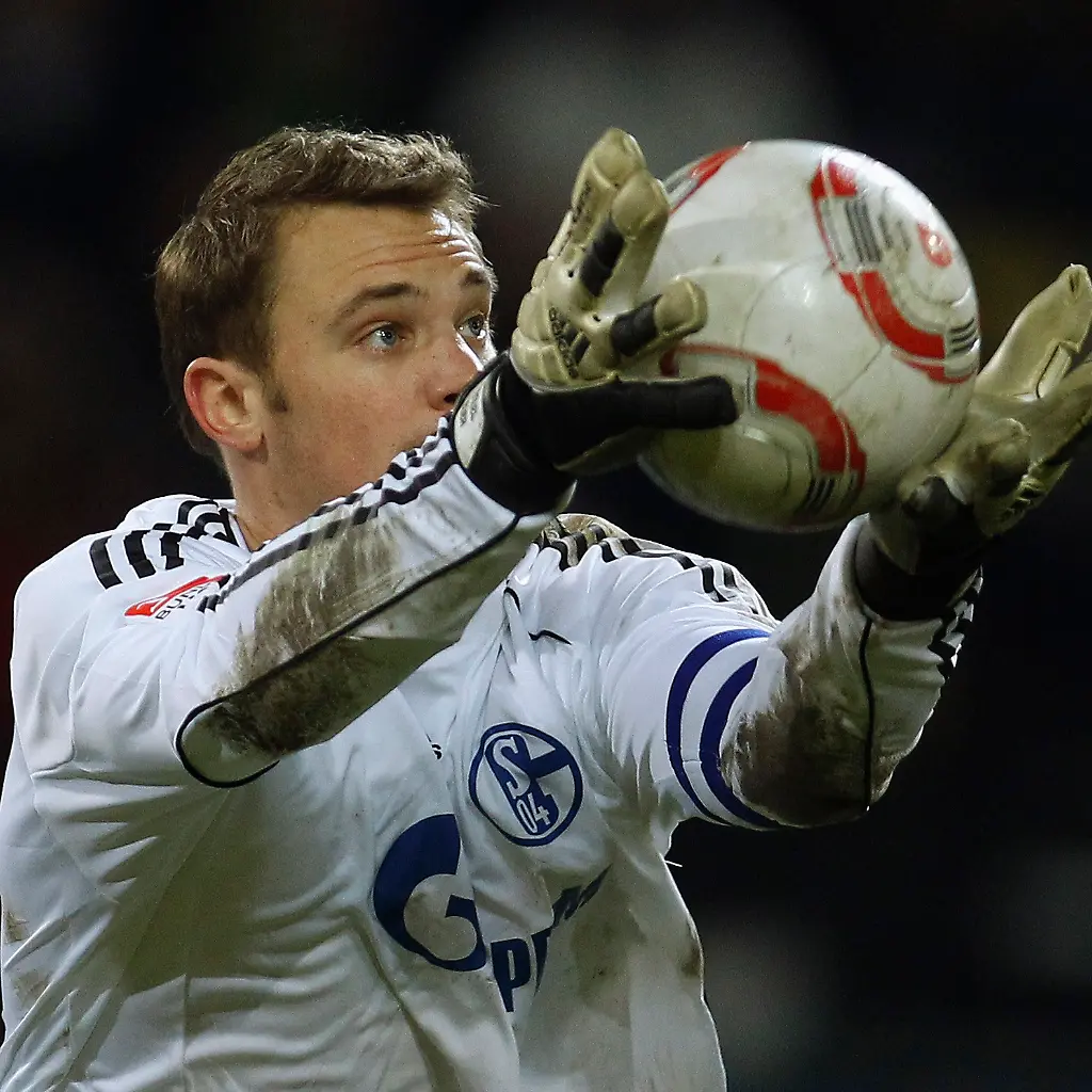 2011-02-04T212000Z-01-INA16-RTRMDNP-3-SOCCER-GERMANY-JPG663805860995856440