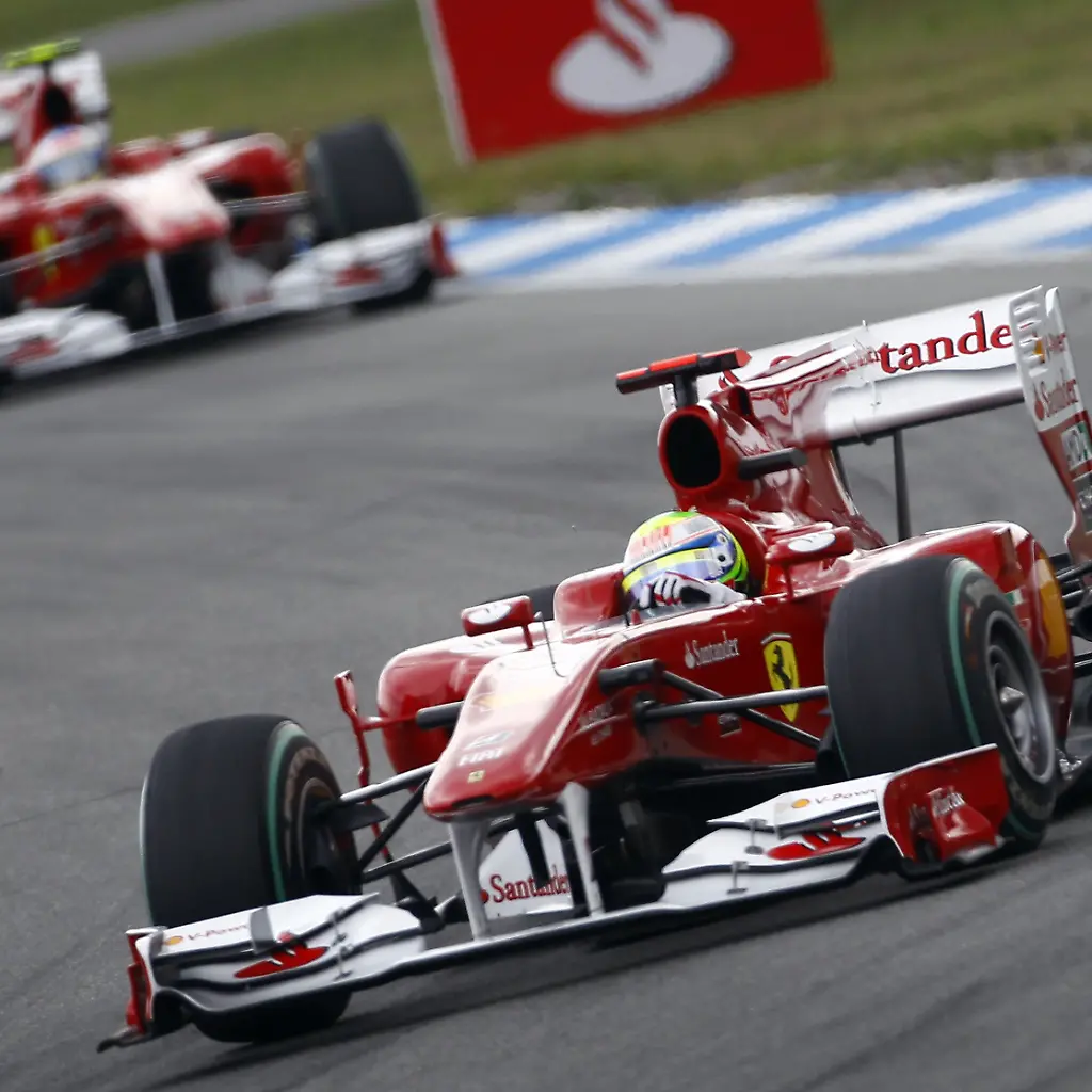 2010-09-07T133842Z-01-KAI901-RTRMDNP-3-MOTOR-RACING-FERRARI-JPG4683643129181148596