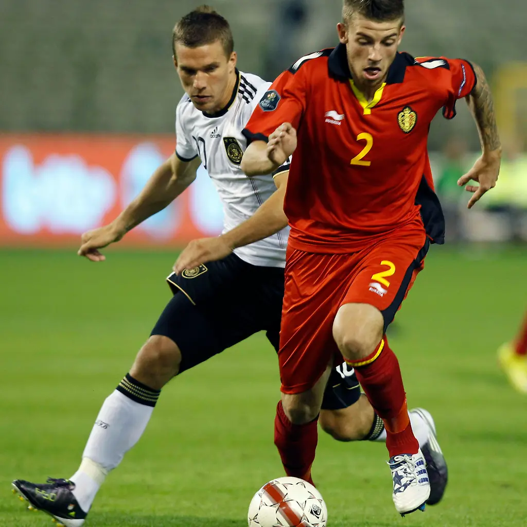 2010-09-03T191606Z-01-PR01-RTRMDNP-3-SOCCER-EURO-JPG8421341931686382197