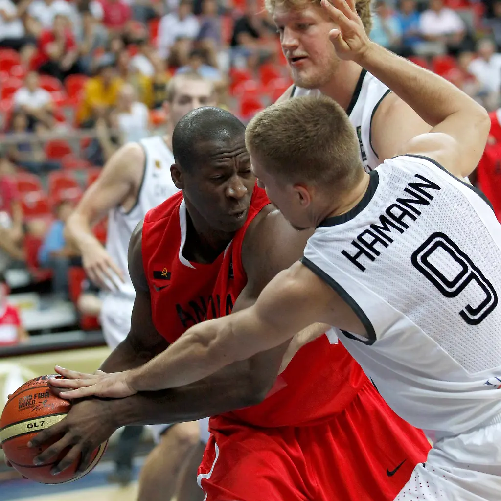 2010-09-01T164826Z-01-BWC148-RTRMDNP-3-BASKETBALL-WORLD-JPG9017169688324903310