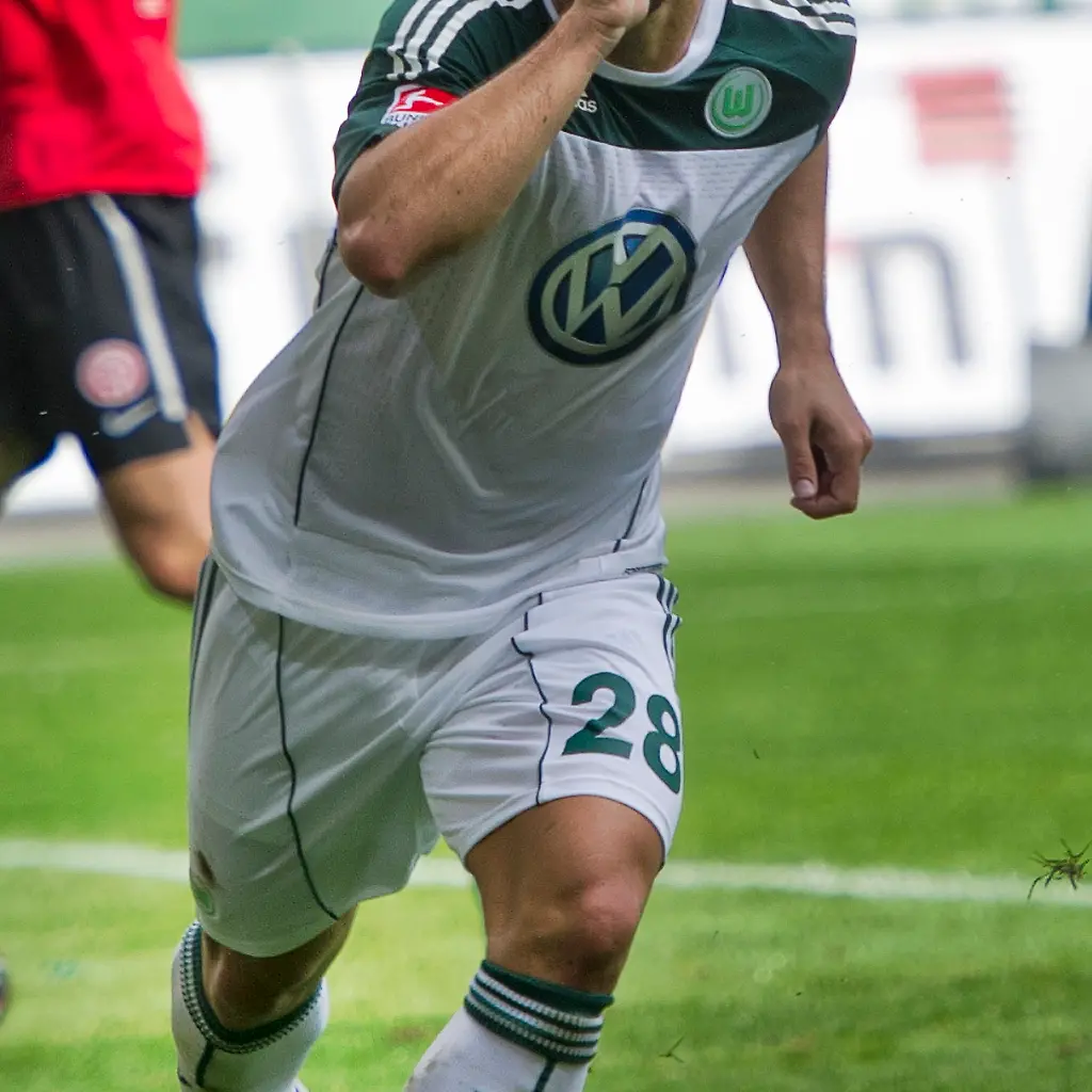 Germany-Soccer-Bundesliga-LES108-jpg4961616566251331771