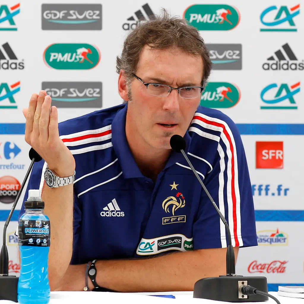 2010-08-09T145422Z-01-BTE03-RTRMDNP-3-SOCCER-FRANCE-JPG2336674157749617999