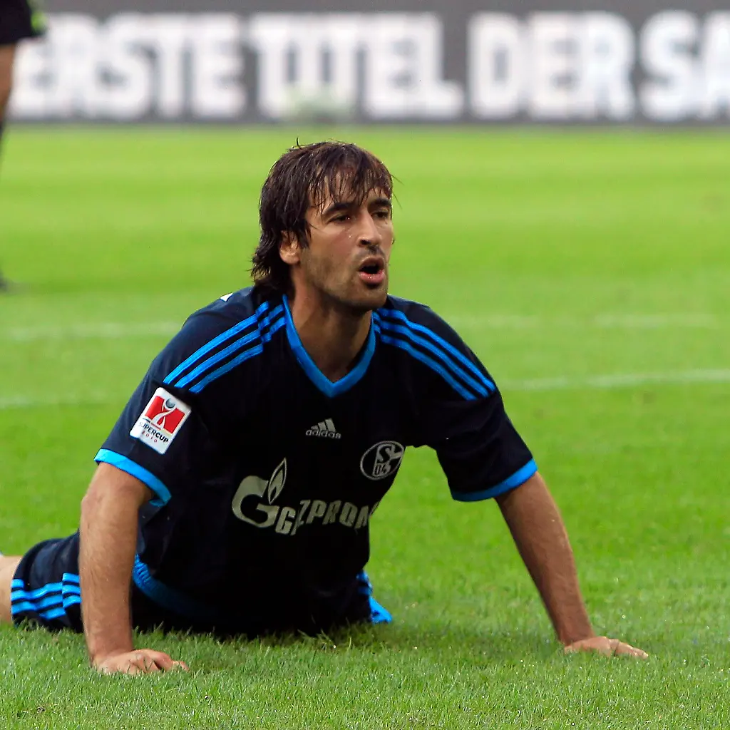2010-08-07T172437Z-01-REH07-RTRMDNP-3-SOCCER-GERMANY-JPG767359223474861612