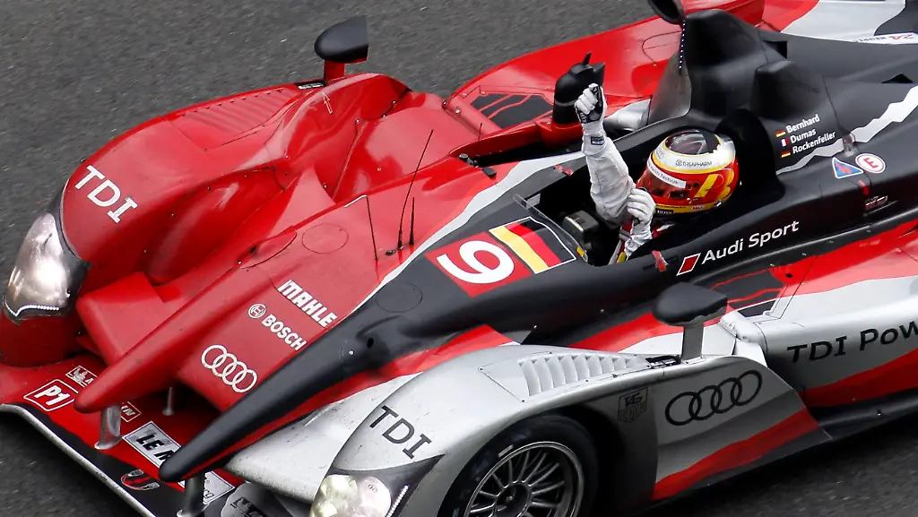 2010-06-13T132758Z-01-DUV55-RTRMDNP-3-MOTOR-RACING-MANS-JPG6279867165027061514