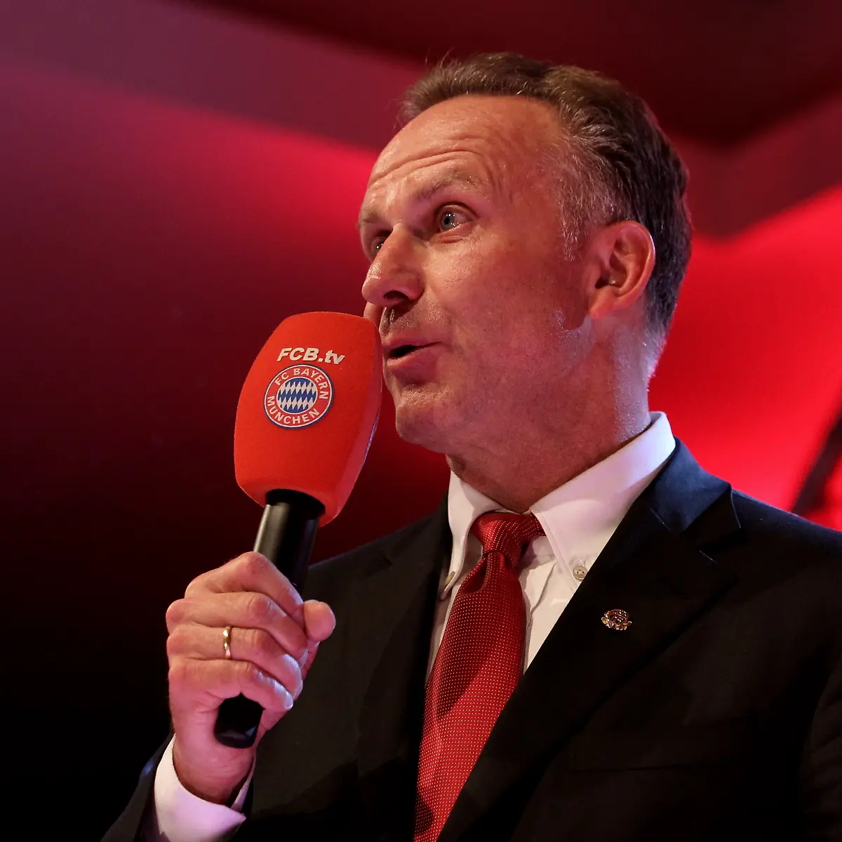 ESP-Fussball-FC-Bayern-Muenchen-UEFA-Champions-League-Bankett-Feiern-230510BEX216-jpg8838470634651555477