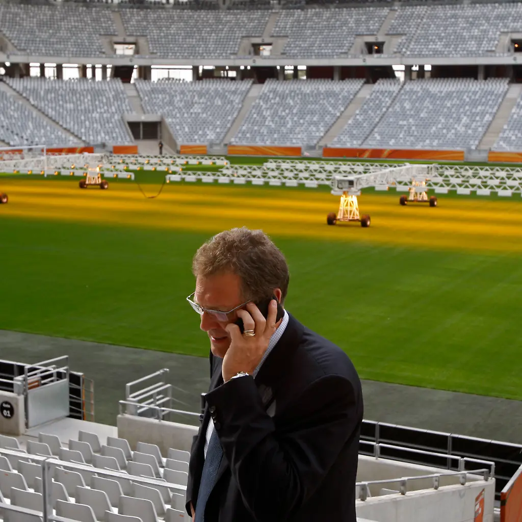 South-Africa-WCup-Stadium-FIFA-ASVZ102-jpg6370412343698264260