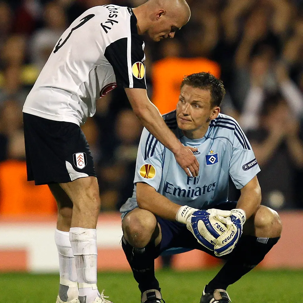 2010-04-29T212754Z-01-EJK22-RTRMDNP-3-SOCCER-EUROPA-JPG4071374350955927940