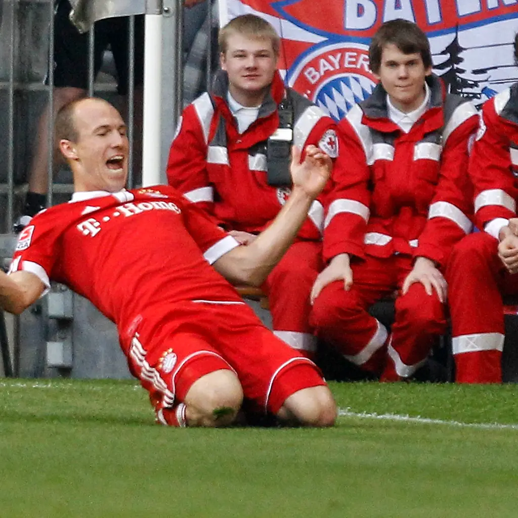 2010-04-17T171359Z-01-MDA06-RTRMDNP-3-SOCCER-GERMANY-JPG498094831468668039