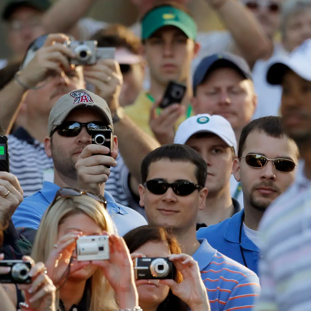 2010-04-05T135403Z-01-AUG22-RTRMDNP-3-GOLF-MASTERS-JPG1379042401525268271