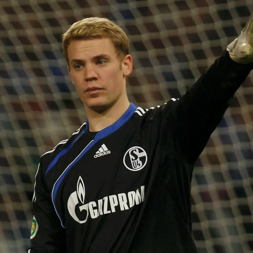 2010-03-24T210646Z-01-CVI127-RTRMDNP-3-SOCCER-GERMANY-JPG7481725286936266940
