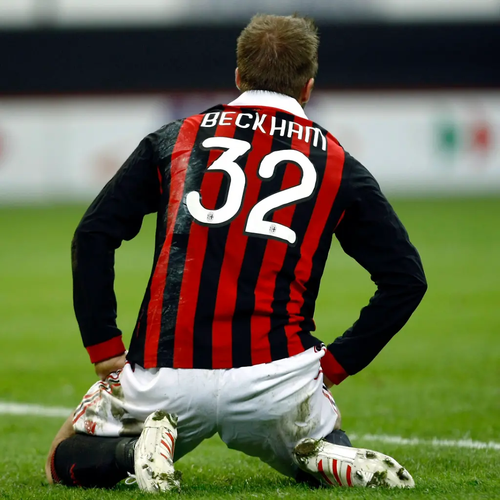 2010-03-14T223945Z-01-AGA224-RTRMDNP-3-SOCCER-ITALY-JPG7485634745689215443