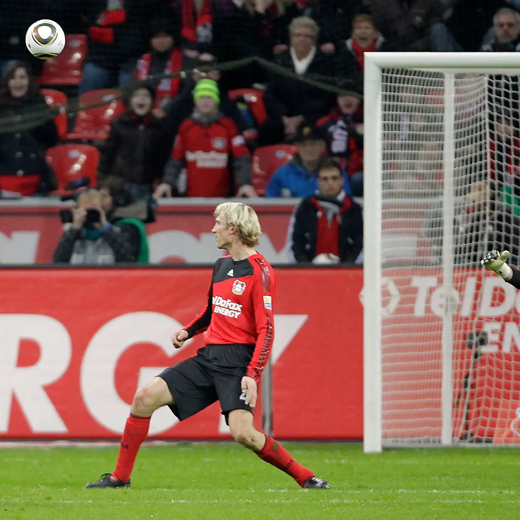 Germany-Soccer-Bundesliga-FAS106-jpg6952980759987807525