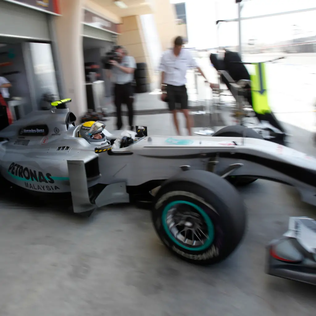 2010-03-13T111620Z-01-BAh66-RTRMDNP-3-MOTOR-RACING-PRIX-JPG5682408088692442874