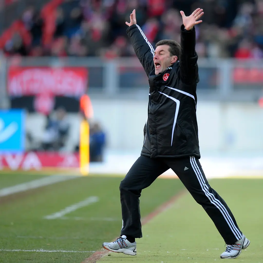 Germany-Soccer-Bundesliga-CNB111-jpg7200727115020049368