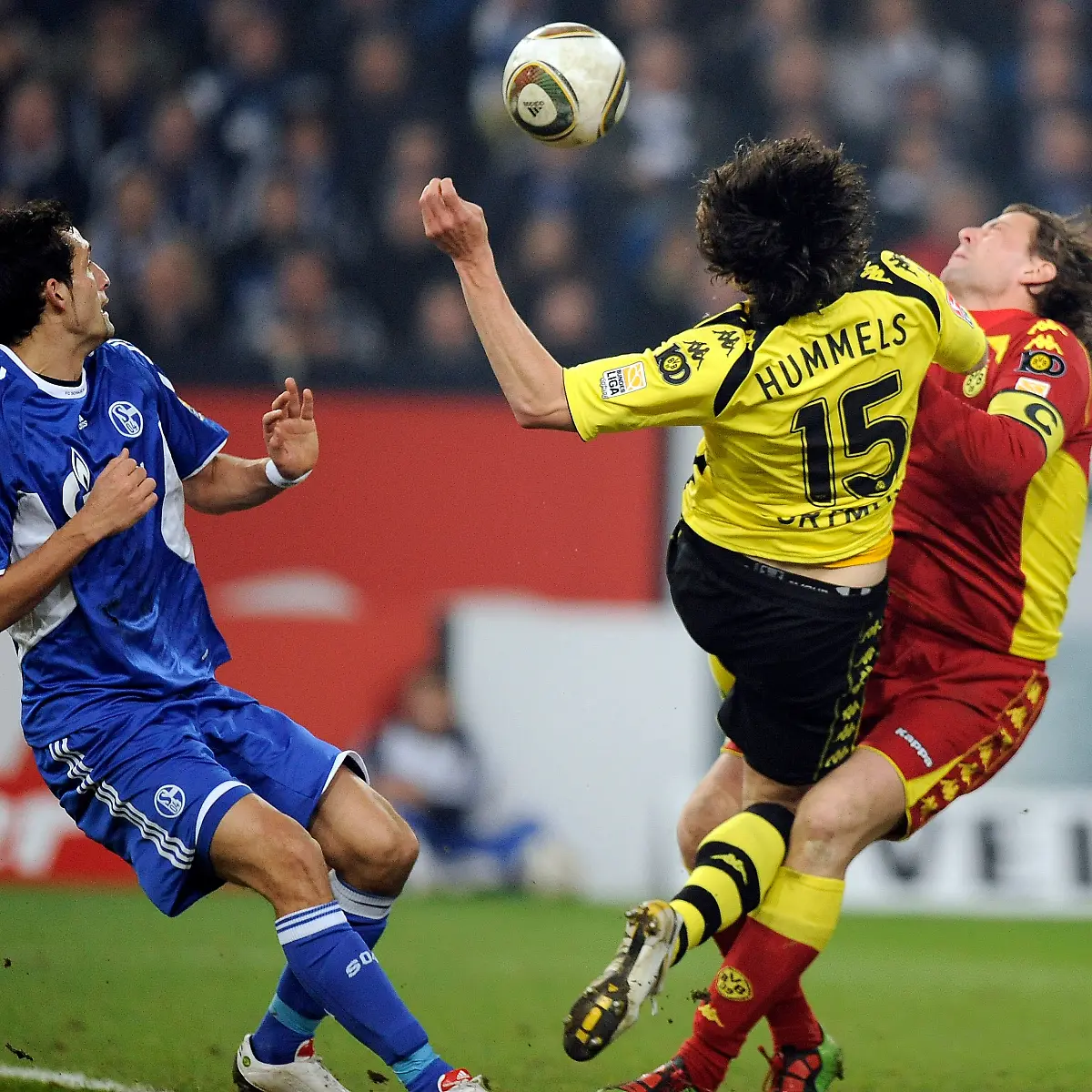 Germany-Soccer-Bundesliga-MME113-jpg2708584507830257431