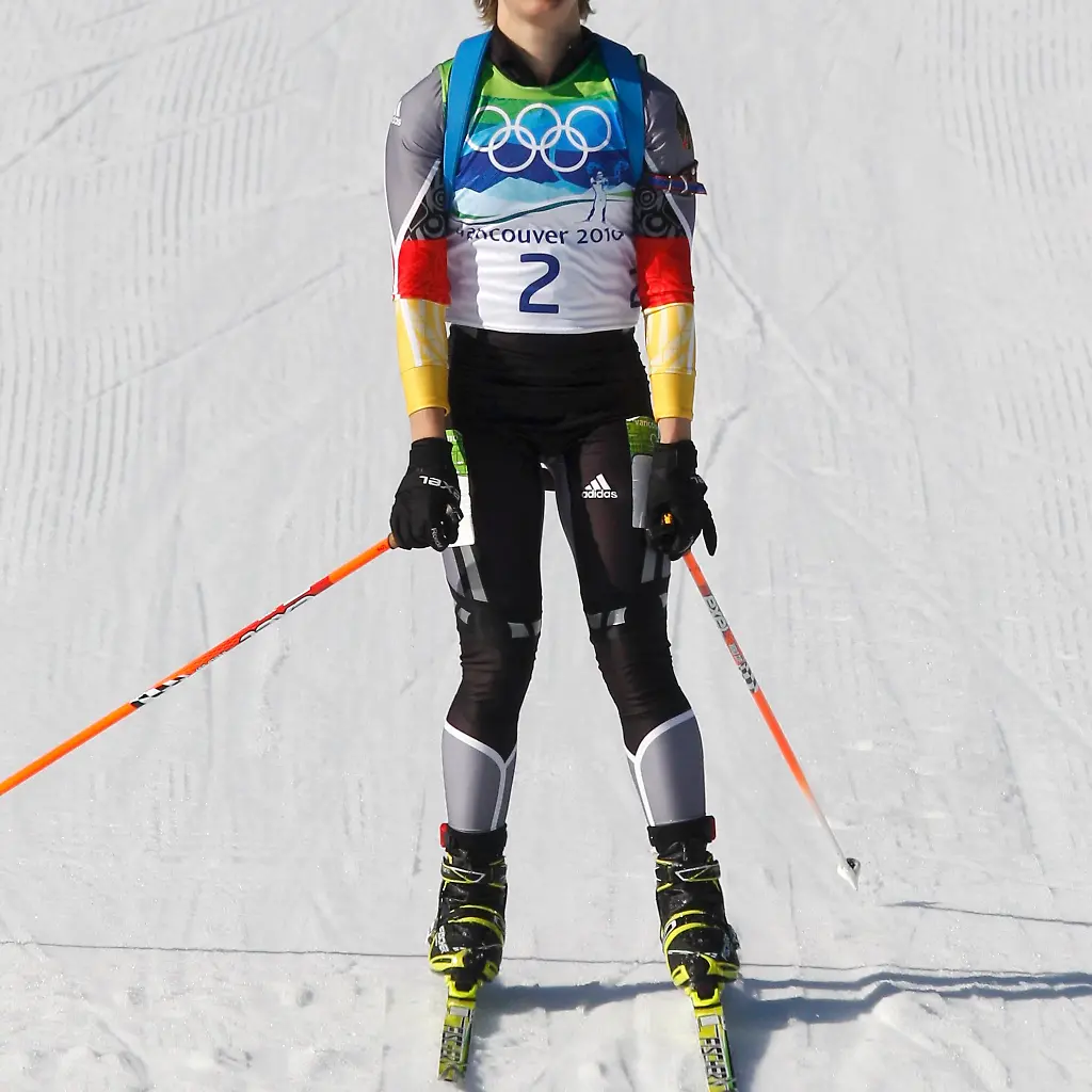 OLYAA164-OLYMPICS-BIATHLON-0221-11-JPG889131474965404195