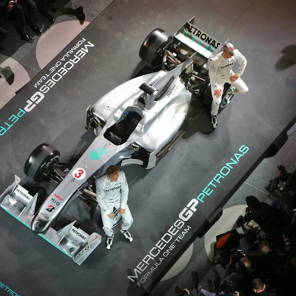 DEU-Motorsport-F1-Mercedes-Schumacher-TKI111-jpg5119596013261706523