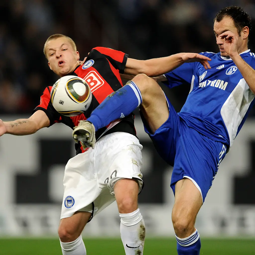 Germany-Soccer-Bundesliga-MME105-jpg7422211371481972788