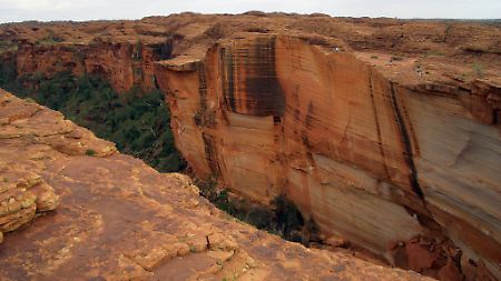 Der Kings Canyon ist eine Touristenattraktion im Watarrka Nationalpark.