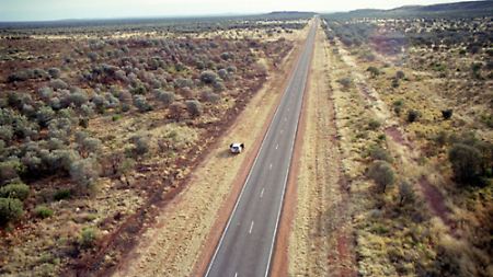Stuart Highway im Northern Territory.
