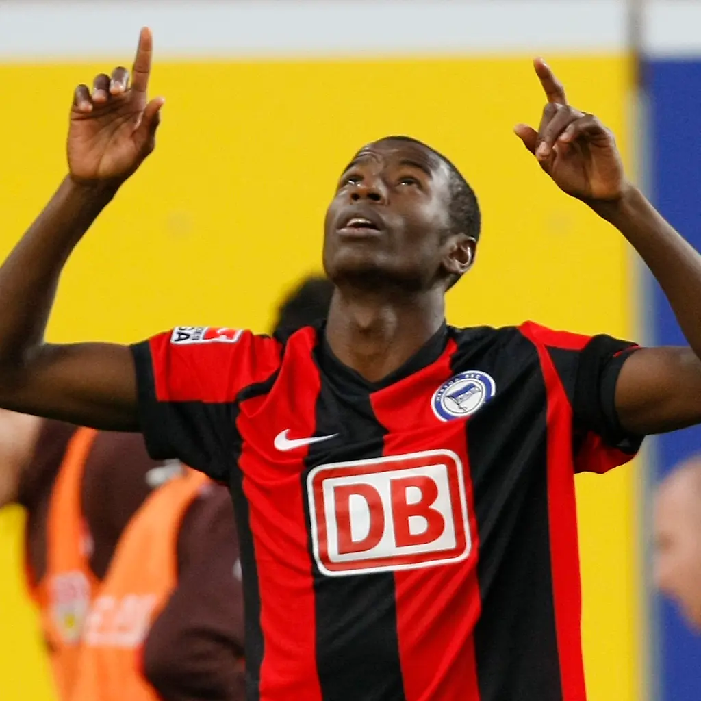Germany-Soccer-Bundesliga-TKI110-jpg7280699048957808538