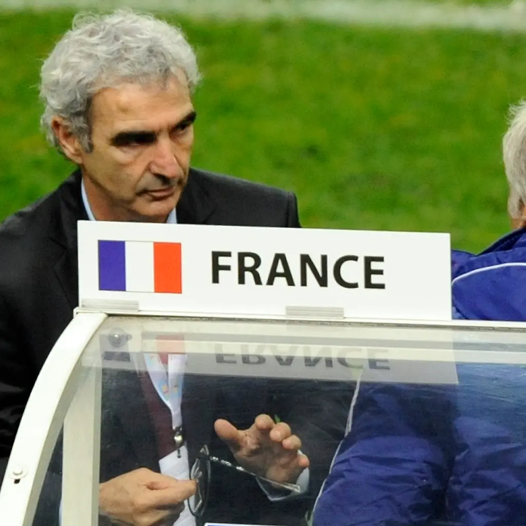 PAR114-SOCCER-WORLD-FRANCE-1118-11-JPG1652531810811145832
