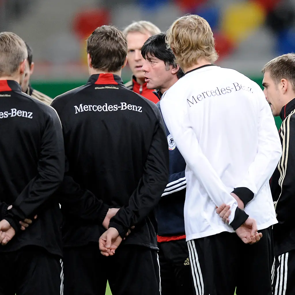 Germany-Ivory-Coast-Soccer-MME107-jpg3719055222113206243