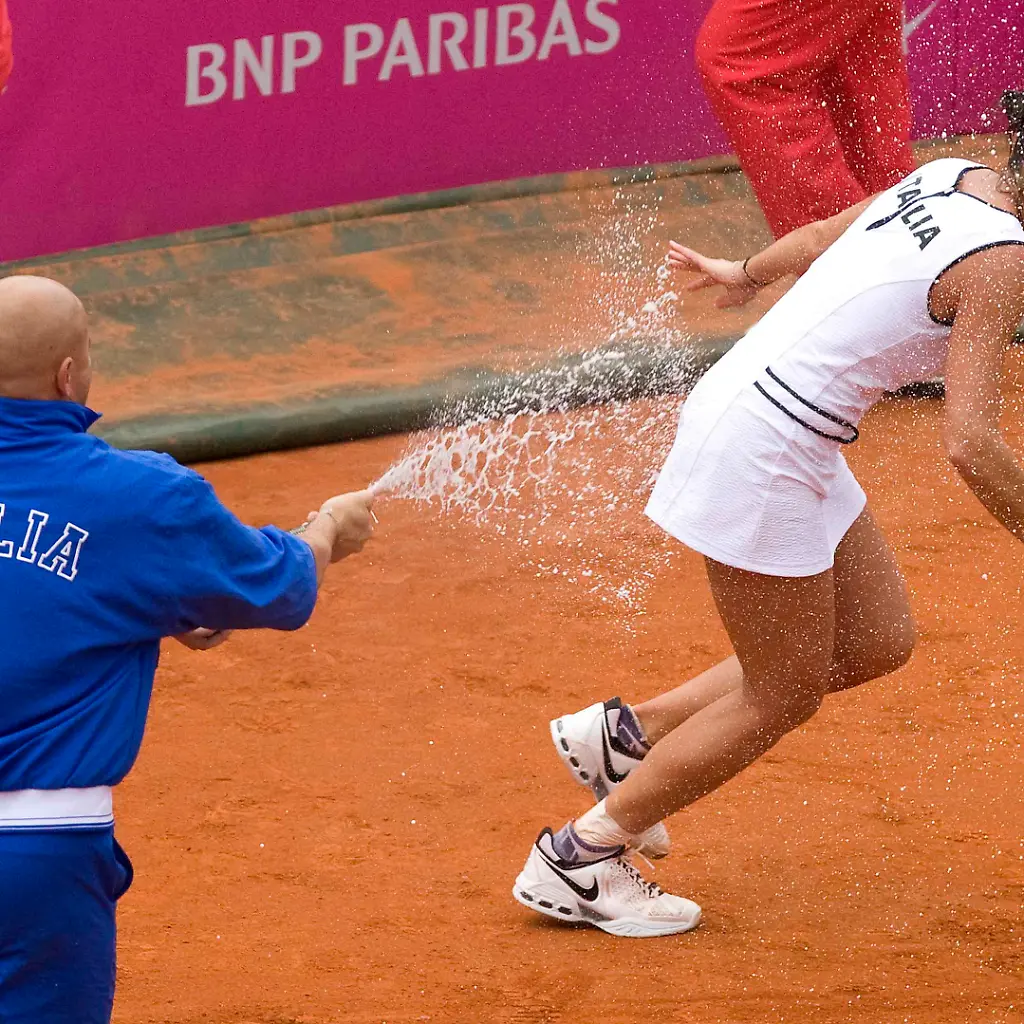 TGN116-TENNIS-FED-1108-11-JPG5246255294634351379