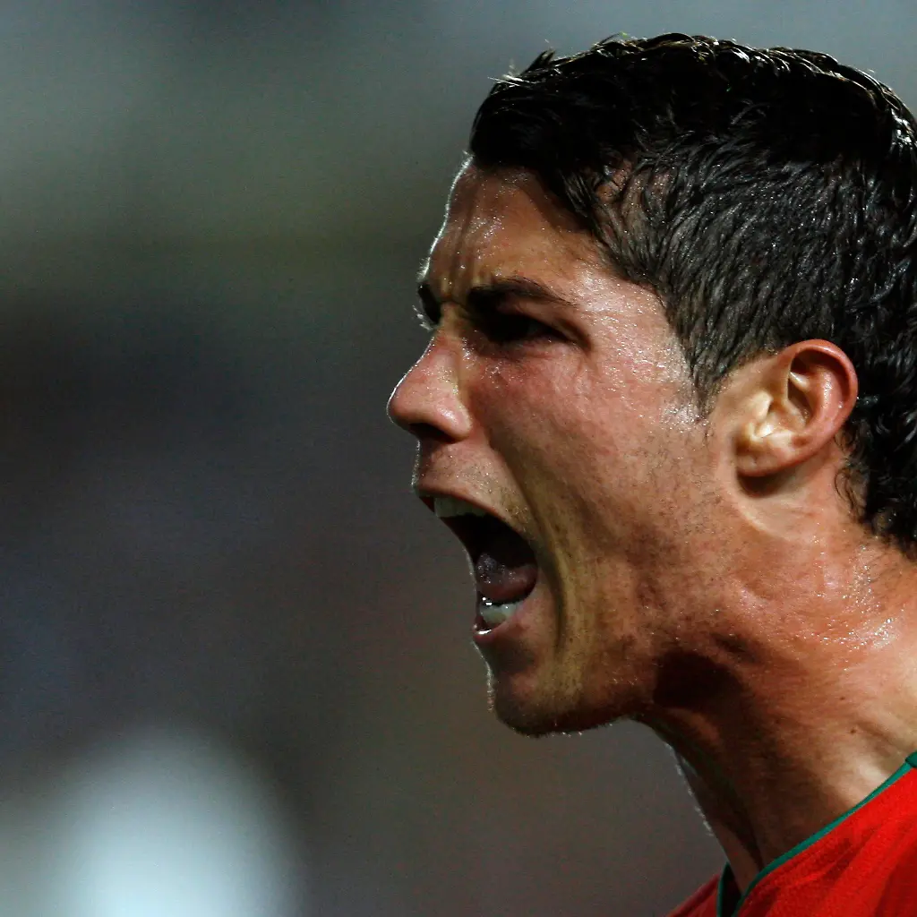 MAD501-SOCCER-WORLD-1010-11-JPG2745766464592787961