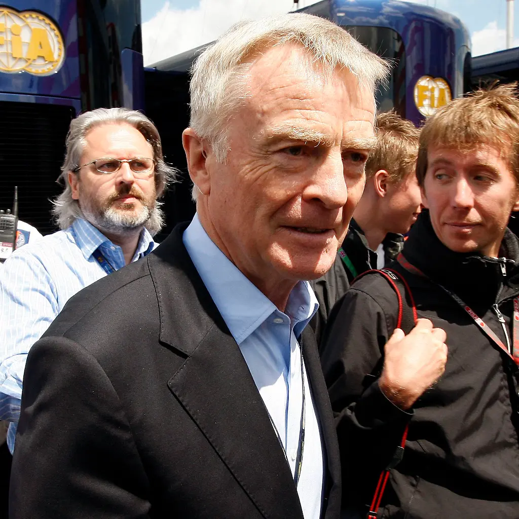 SIL910-MOTOR-RACING-PRIX-TEAMS-MOSLEY-0619-11-JPG1611679464084896092