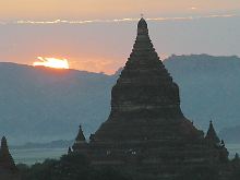 Minglazedi-Tempel in Bagan, der alten Hauptstadt Birmas.